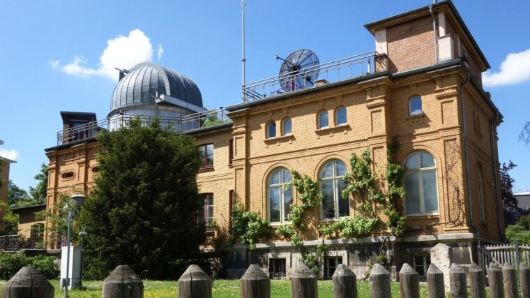Die Jenaer Sternwarte im Schillergäßchen (aufgenommen 2013)