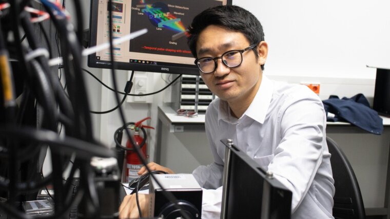 Katsuya Tanaka at his Lab in the ACP in Jena.